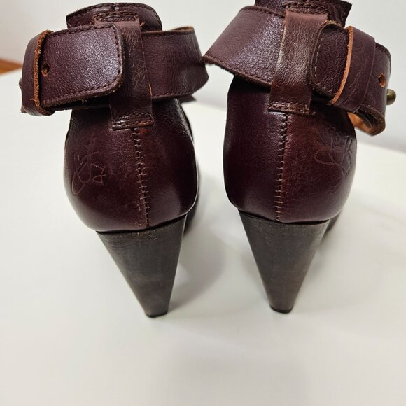 John Fluevog Rules Goodall Platform Sandals Sz 6 Dallas Brown T-strap Fringe - Picture 6 of 13